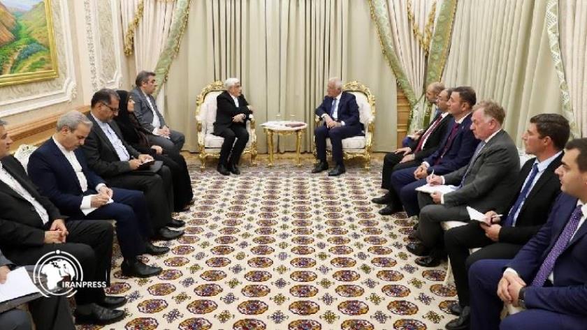 Iranpress: Iran Welcomes Armenia