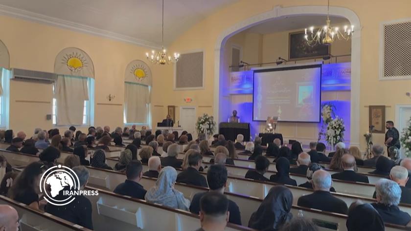Iranpress: Iranians in U.S. Honor Master of Persian Miniature, Farshchian