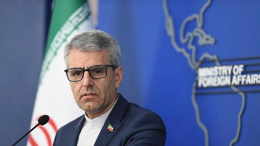 Iranpress: Iran Reaffirms Ties With IAEA, Warns Against Extra-Regional Presence in Caucasus