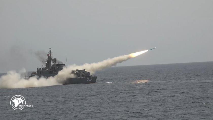 Iranpress: Iran’s Navy Successfully Launches Missiles in “Sustainable Power 1404” Drill