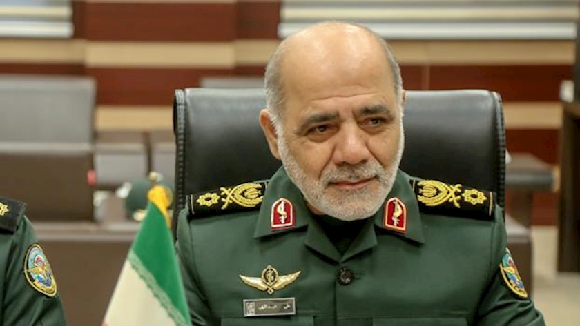 Iranpress: New Commander of Khatam al-Anbiya Headquarters was Officially Introduced