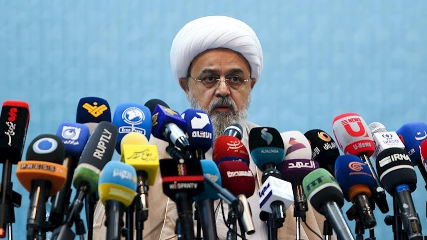 Iranpress: Cleric: Iran is Proud to Pursue Regional Unity in Political Diplomacy 