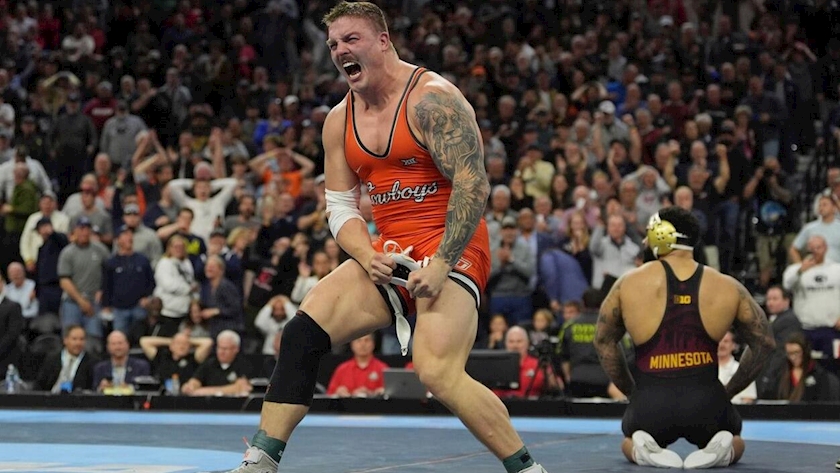 Iranpress: U.S. Wrestler Acknowledges Strength of Iran’s Zare Ahead of World Championships