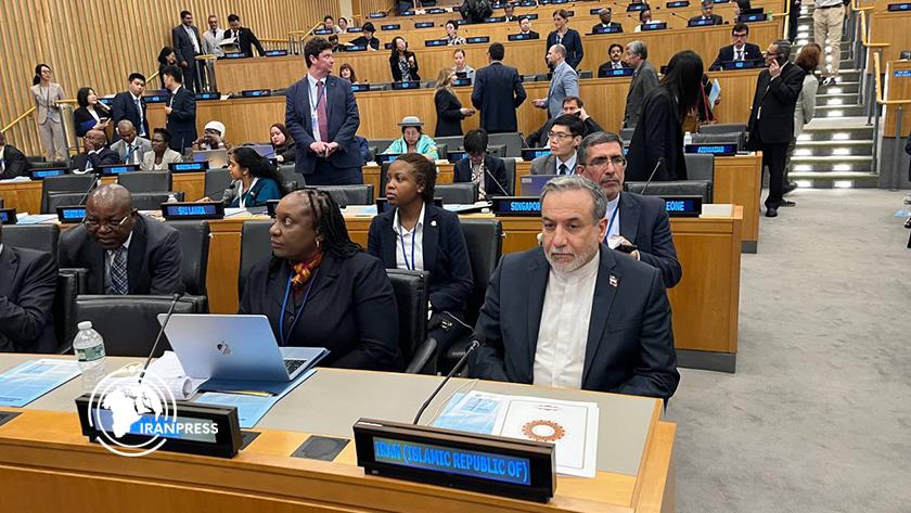 Iranpress: Araghchi Calls for Global Cooperation at High-Level Development Initiative Meeting 