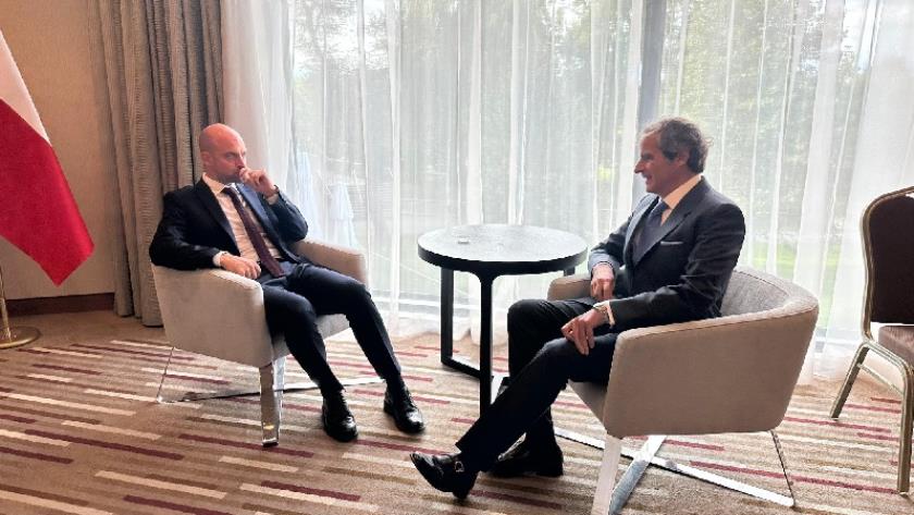 Iranpress:  Iran Nuclear Diplomacy Tops Agenda at Grossi–French FM Meeting 