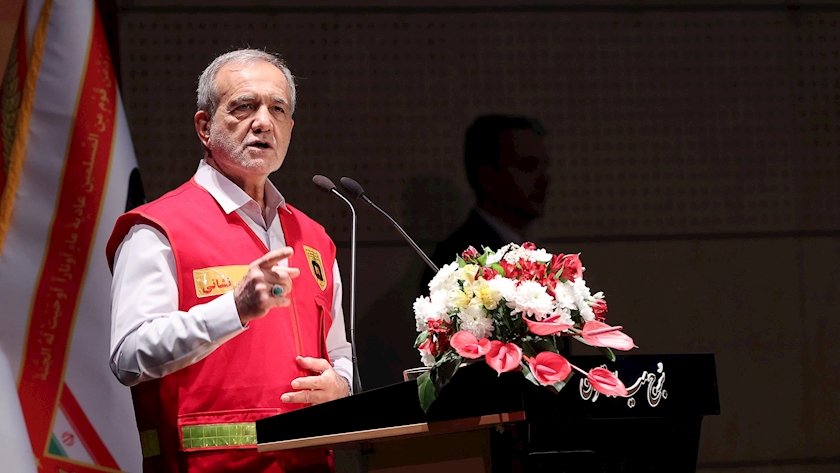 Iranpress: President Pezeshkian Says Bringing Iranians to Their Knees Is a Mere Illusion 