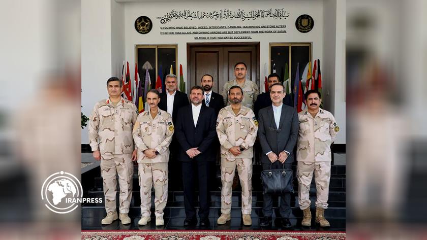 Iranpress: Iran, Pakistan Vow Joint Crackdown on Drug Trafficking