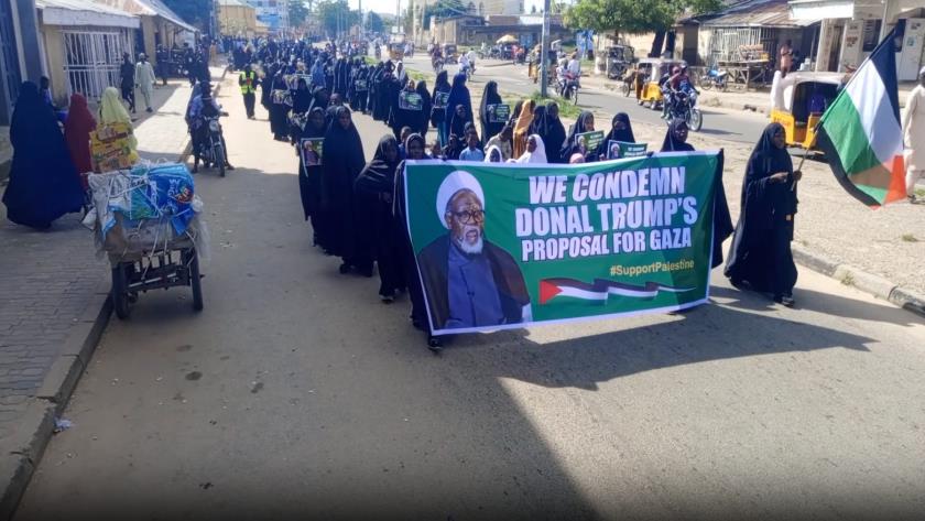 Iranpress: Nigerians Stage Protest to Condemn Israeli Attack on Samud Flotilla