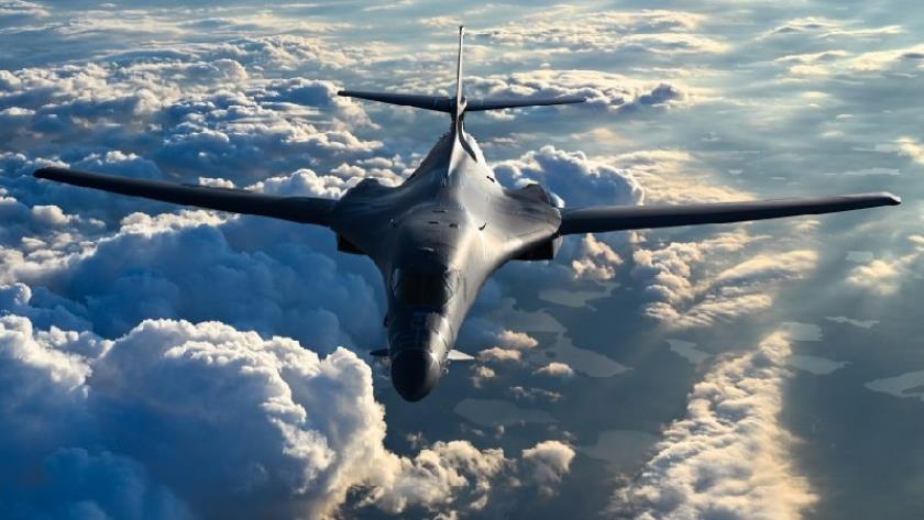 Iranpress: U.S. Bomber Flights Near Venezuela Signal Escalating Pressure Amid Oil Interests 