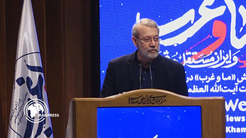 Iranpress: Larijani: Trump Insists on Replacing International Rules With Power