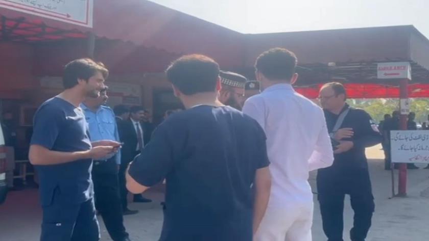 Iranpress: Suicide Blast in Pakistan