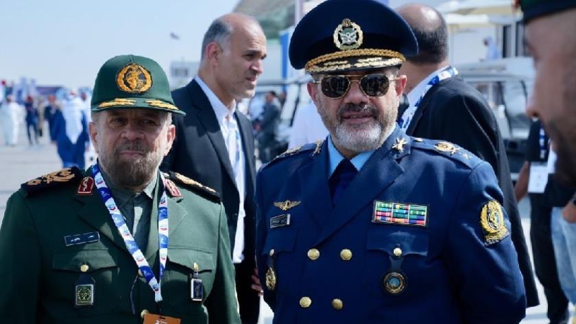 Iranpress: Iran’s Defense Minister Visits Dubai