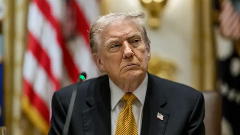 Iranpress: Trump’s Approval Turns Negative Across All Major Pollsters