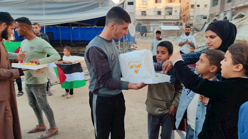 Iranpress: Celebrations in Gaza and Lebanon After the Elimination of Yaser Abu Shabab