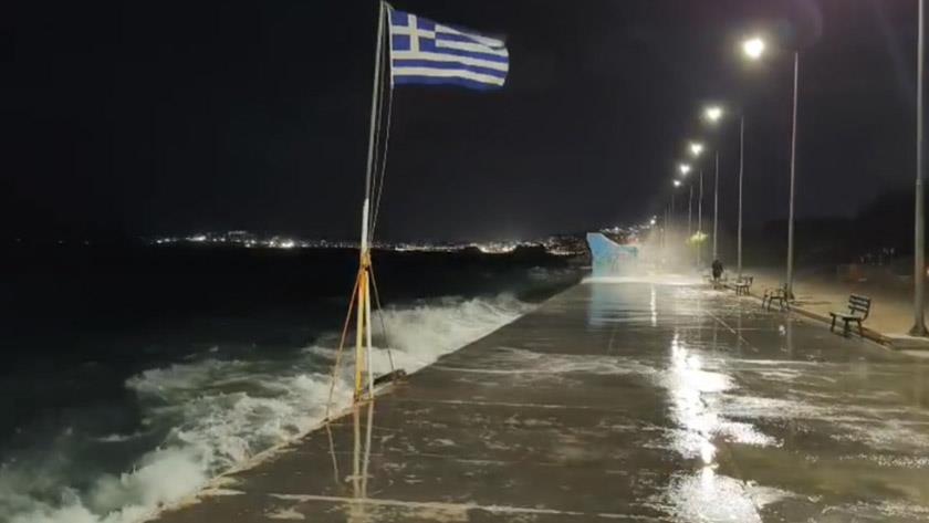 Iranpress: Greece Issues Emergency Flood Alert Amid Torrential Rains