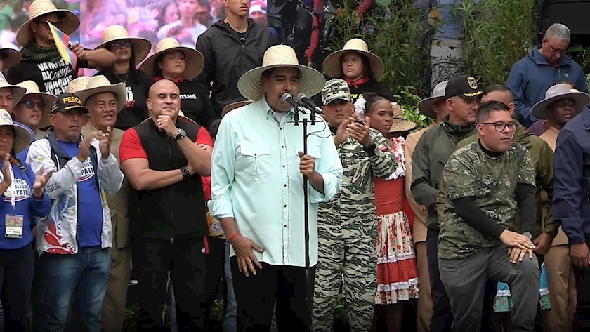 Iranpress: "Imperialist Wars Are Enough": Maduro