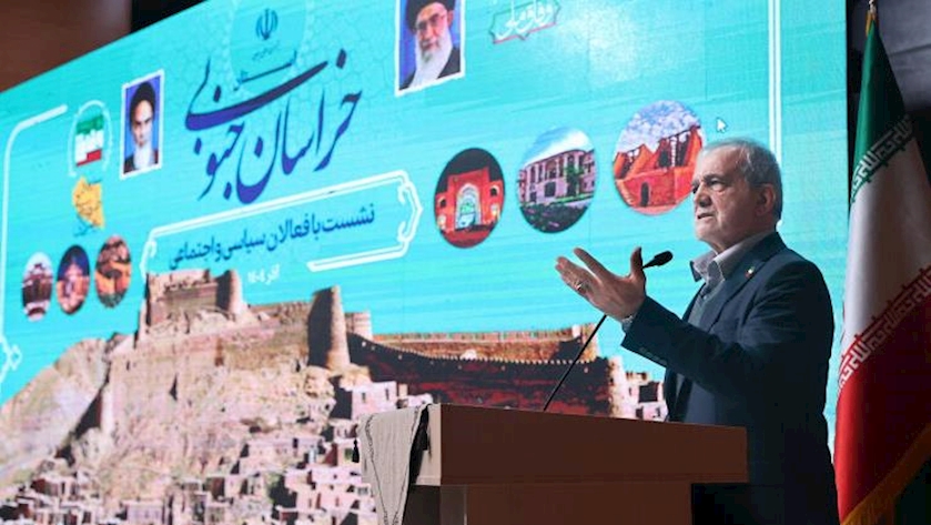 Iranpress: Pezeshkian: I Will Not Accept a Weak or Divided Iran