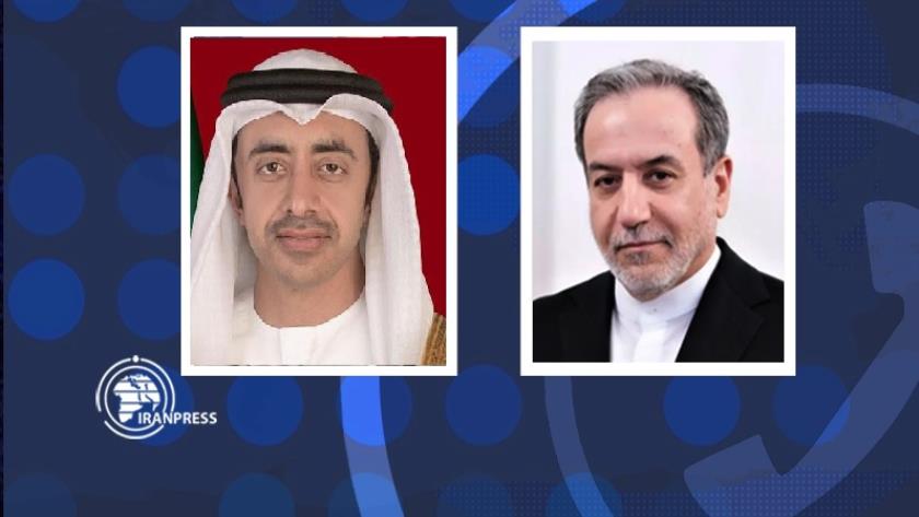 Iranpress: Iran, UAE FMs Discuss Bilateral Relations, Yemen, Regional Issues 
