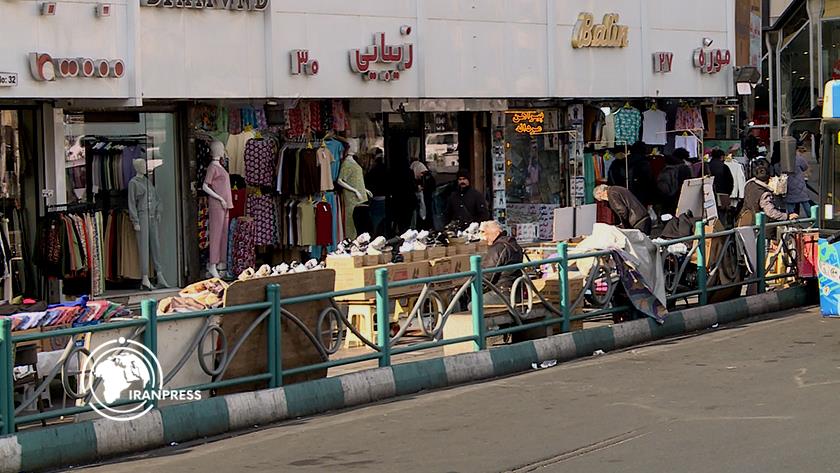 Iranpress: Normal Life Continues in Tehran