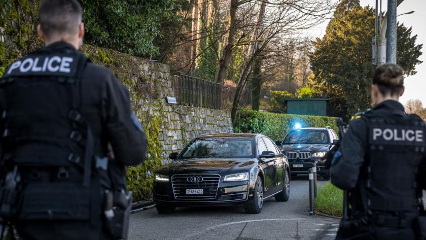 Iranpress: Iran-U.S. Indirect Talks Pause For Consultations In Geneva  