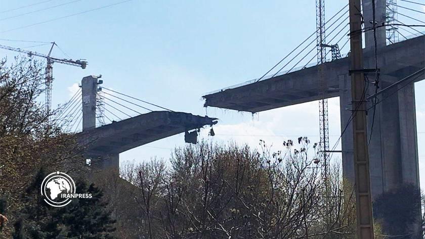 Iranpress: U.S., Israel Attack Tehran-Karaj Bridge Twice