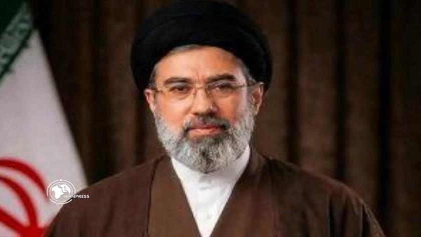 Iranpress: leader Offers Condolences on Martyrdom of Kharrazi