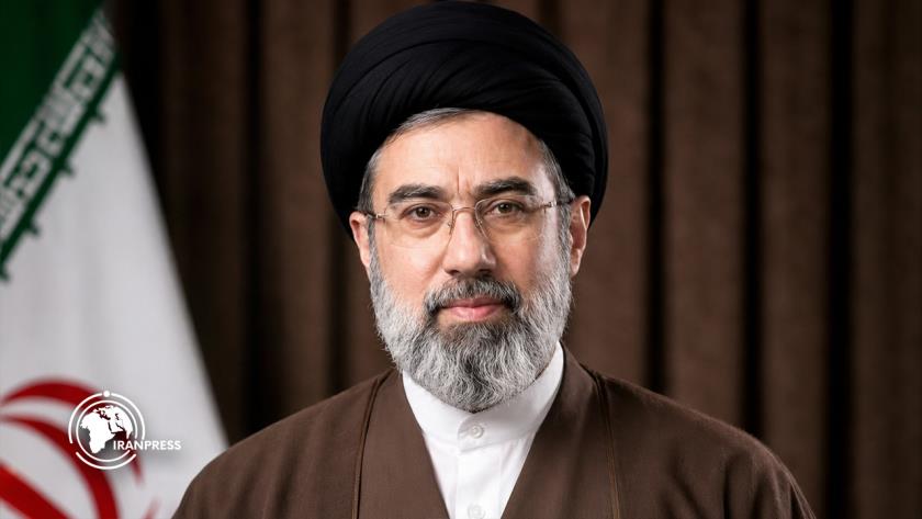 Iranpress: Iran’s Leader Vows Justice for Victims of Recent Wars on Iran