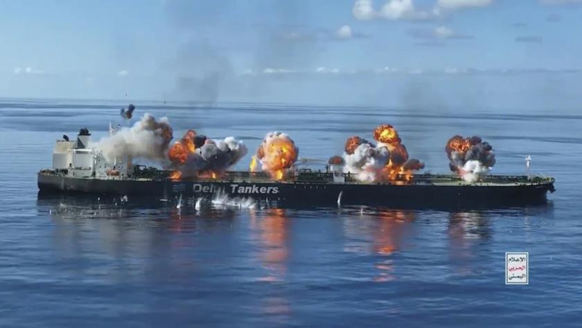 Iranpress: Yemen Army Blocks 48 Ships, Targets Eight Oil Tankers