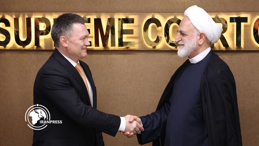 Iranpress: Iran Judiciary Chief: US Trapped in Its Own Quagmire
