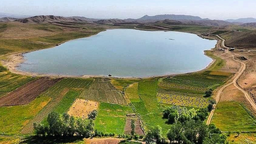 Iranpress: Attractions attrayantes du lac Pari à Zanjan, Iran