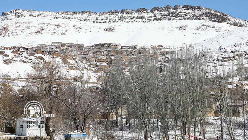 Iranpress: Belle chute de neige au pays des 