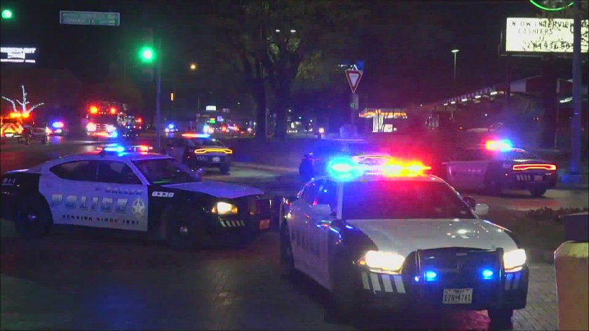 Iranpress: La fusillade dans une discothèque au Texas fait un mort et 12 blessés
