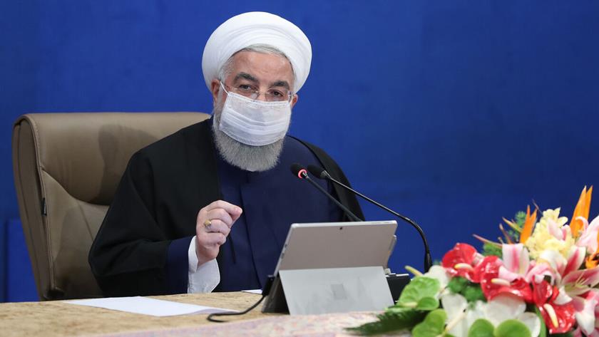Iranpress: Rouhani: La guerre économique américaine contre l