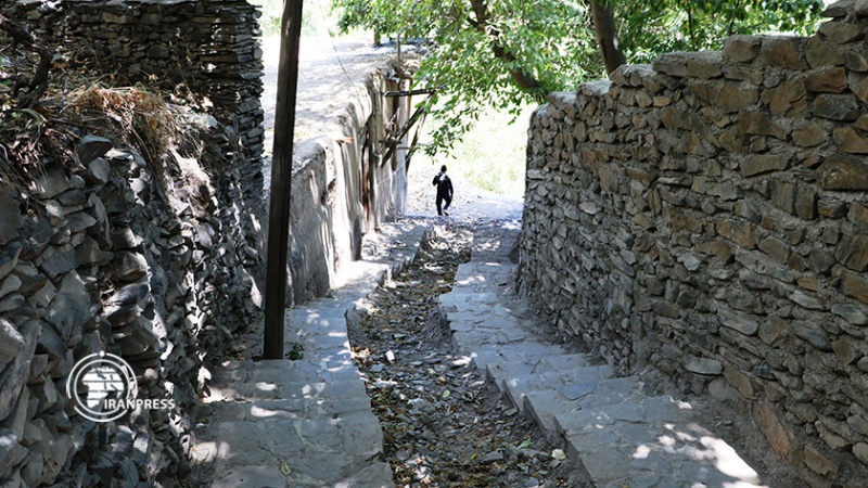 Iranpress: Village historique de Kang ; Centre touristique de la province de Khorasan Razavi