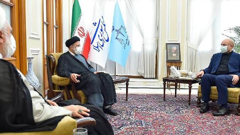 Iranpress: La rencontre des chefs de trois pouvoirs du gouvernement iranien