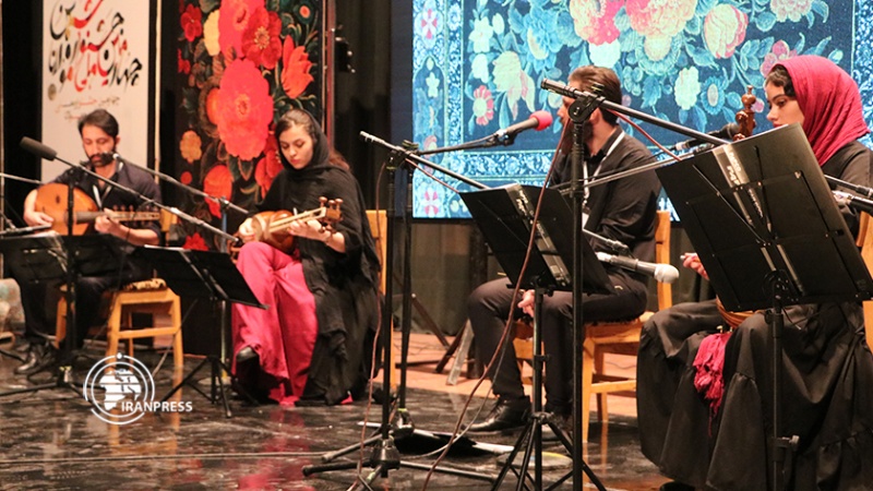 Iranpress: Festival Shams et Rumi en Azerbaïdjan occidental