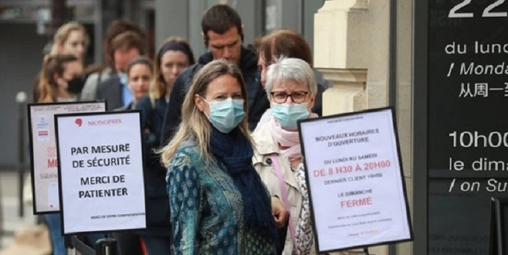 Iranpress: Le nombre de malade infecté par le covid-19 en France atteindra bientôt 250 miles personnes par jour
