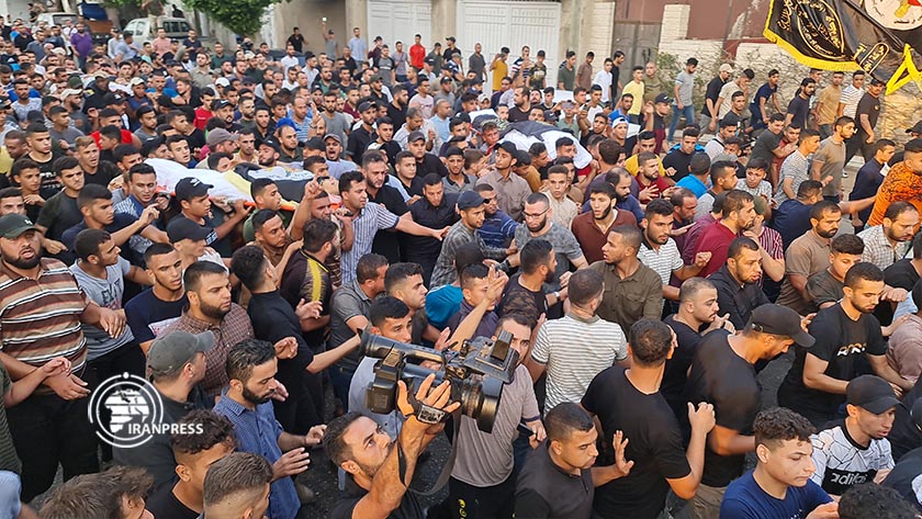 Iranpress: Images des funérailles de martyrs palestiniens à Gaza