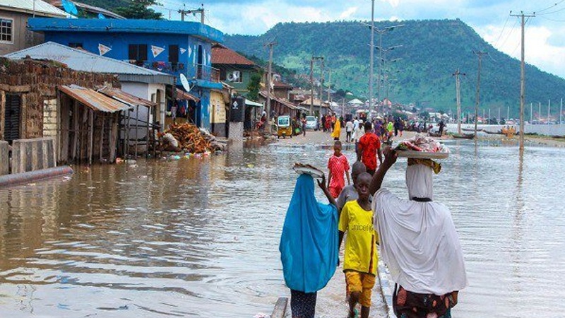 Iranpress: Des inondations font une centaine de morts au Nigeria