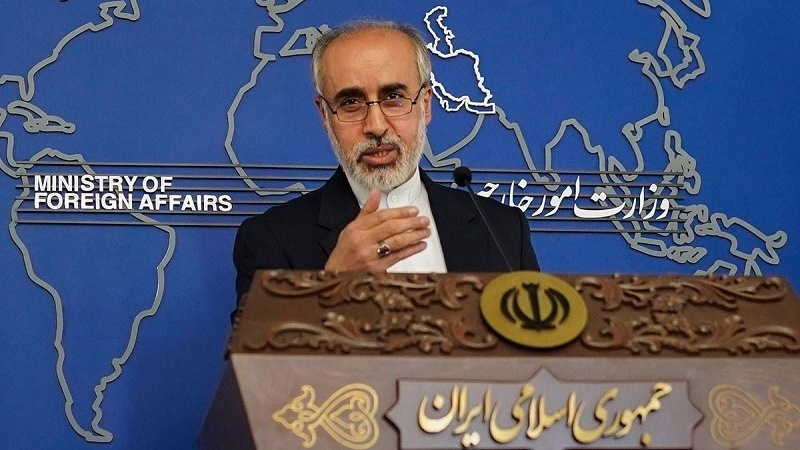 Iranpress: La réaction de Téhéran aux déclarations de Macron sur l