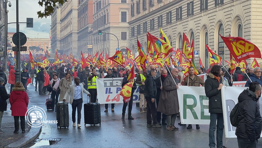 Iranpress: Manifestations en Italie contre le coût élevé de la vie et la guerre en Ukraine