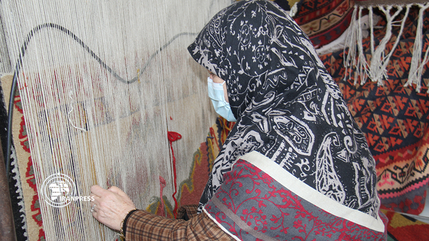 Iranpress: Anbaran; Production et exportation de tapis iraniens vers le monde