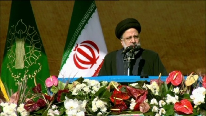 Iranpress: La présence du peuple marque la nouvelle victoire de l révolution islamique