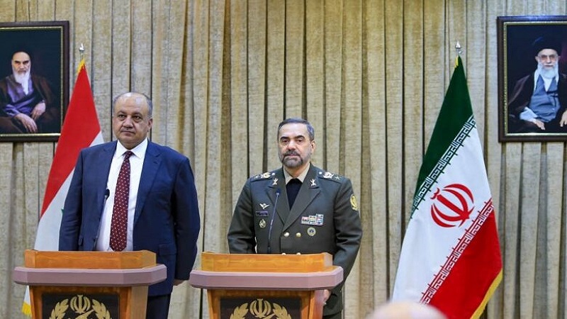 Iranpress: Renforcement de la coopération militaire entre l