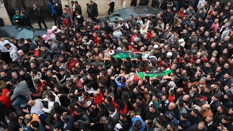 Iranpress: La mort en martyr de 30 Palestiniens