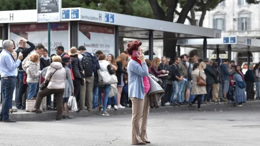 Iranpress: Grève nationale des Italiens pour protester contre la violence contre les femmes