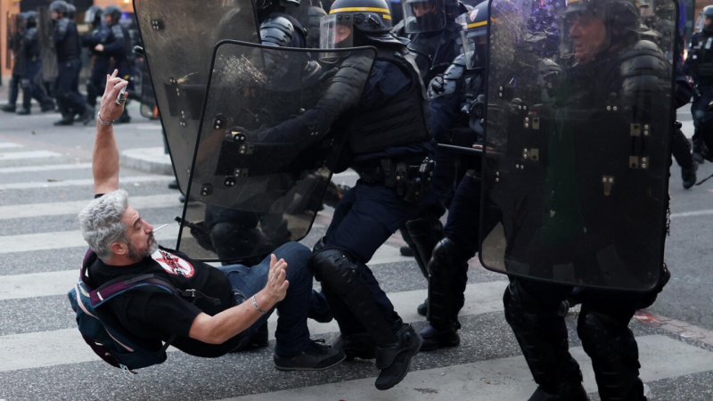 Iranpress: RSF critiques la France pour les violences contre les manifestants
