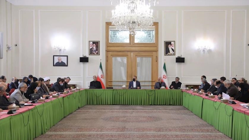 Iranpress: Amir-Abdollahian informe les derniers développements de la politique étrangère d