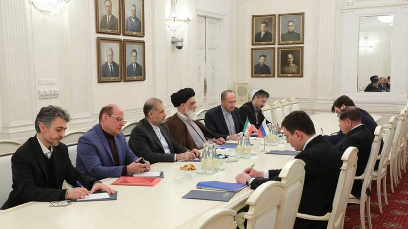 Iranpress: Iran et Russie appellent à renforcer la coopération sur la lutte contre le terrorisme