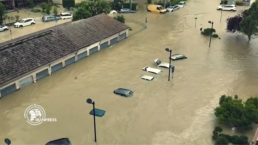 Iranpress: Les inondations ont fait des milliards d